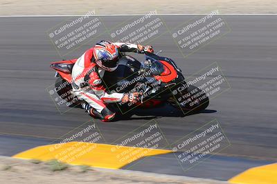 media/Oct-08-2022-SoCal Trackdays (Sat) [[1fc3beec89]]/Turn 7 Inside (145pm)/